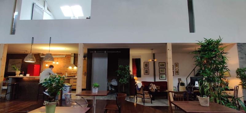 Caruma Surf Hostel Suites image