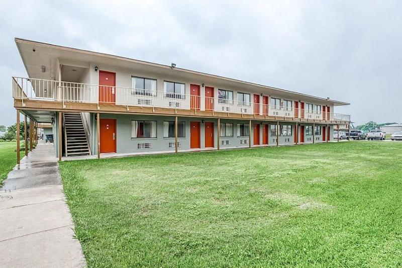 Studio Suites image