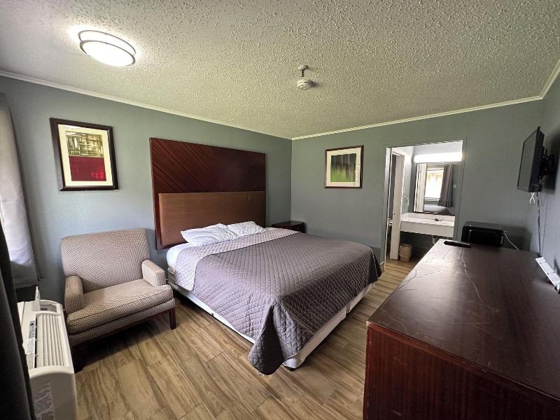 Studio Suites image