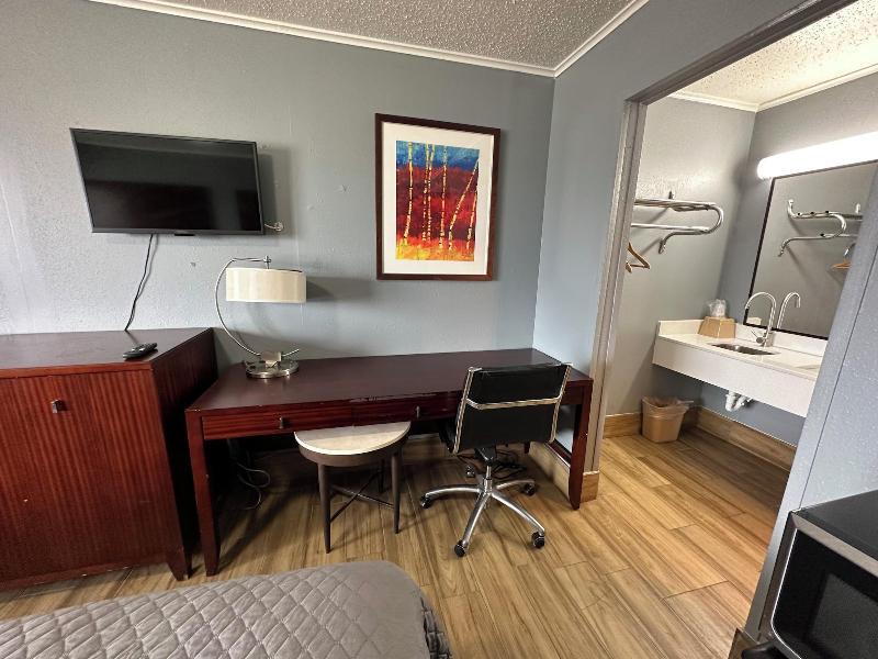 Studio Suites image
