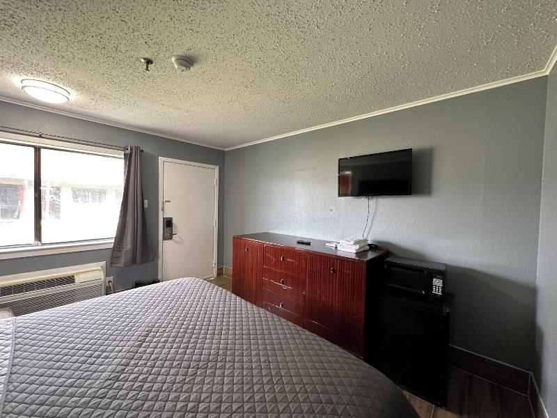 Studio Suites image