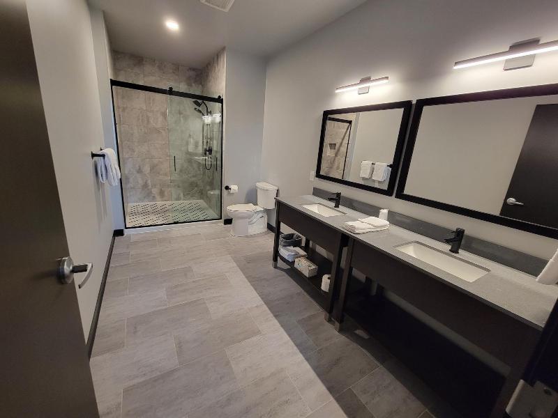 Watershed Hotel image
