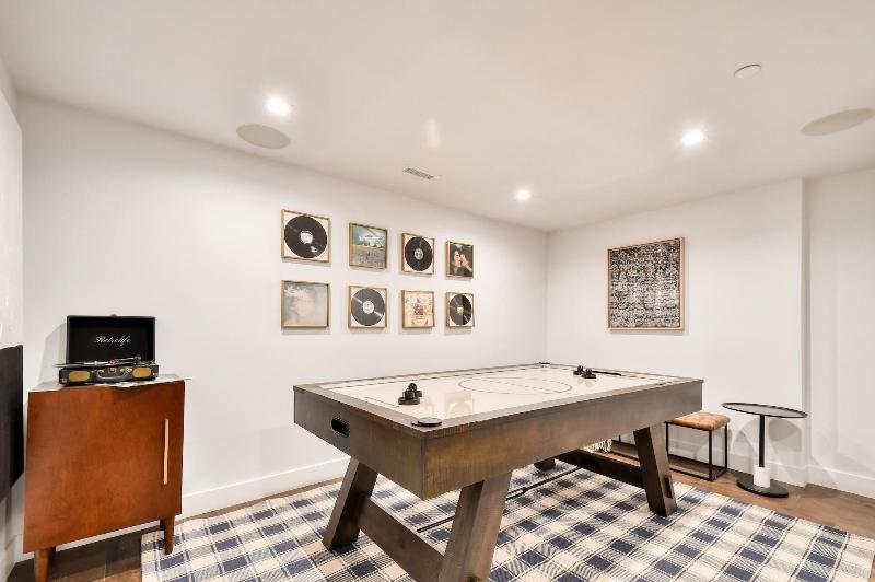 Webster By Avantstay Central Location W Hot Tub A
