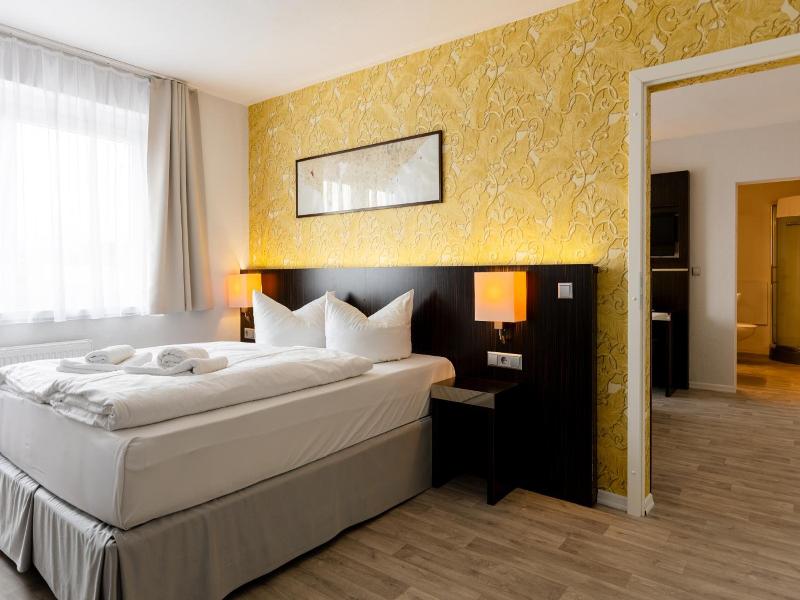 Hotel 22 image