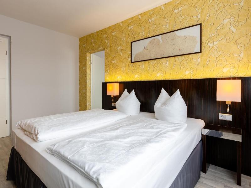 Hotel 22 image