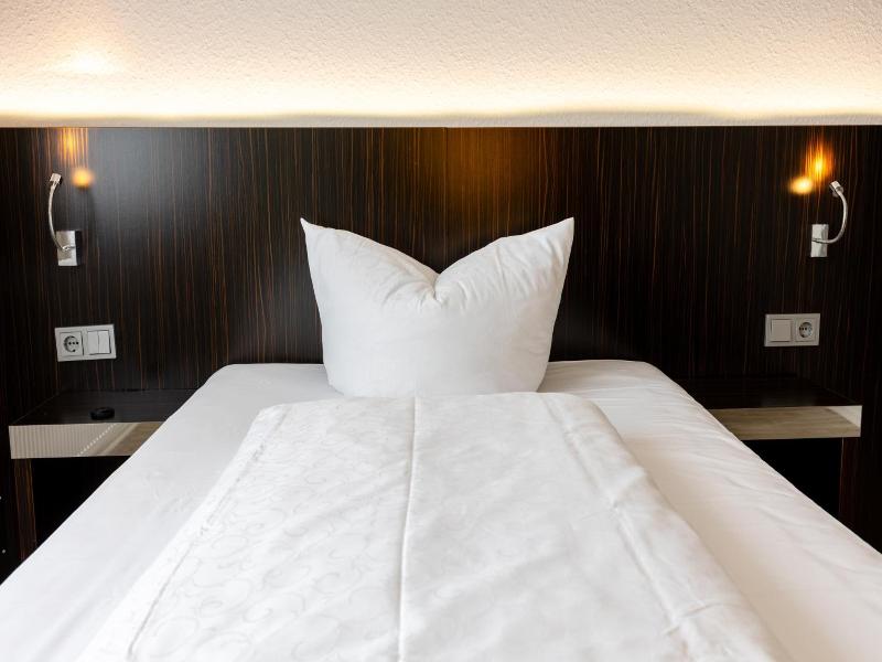Hotel 22 image
