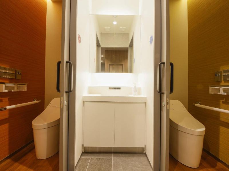 Plum Hotel image