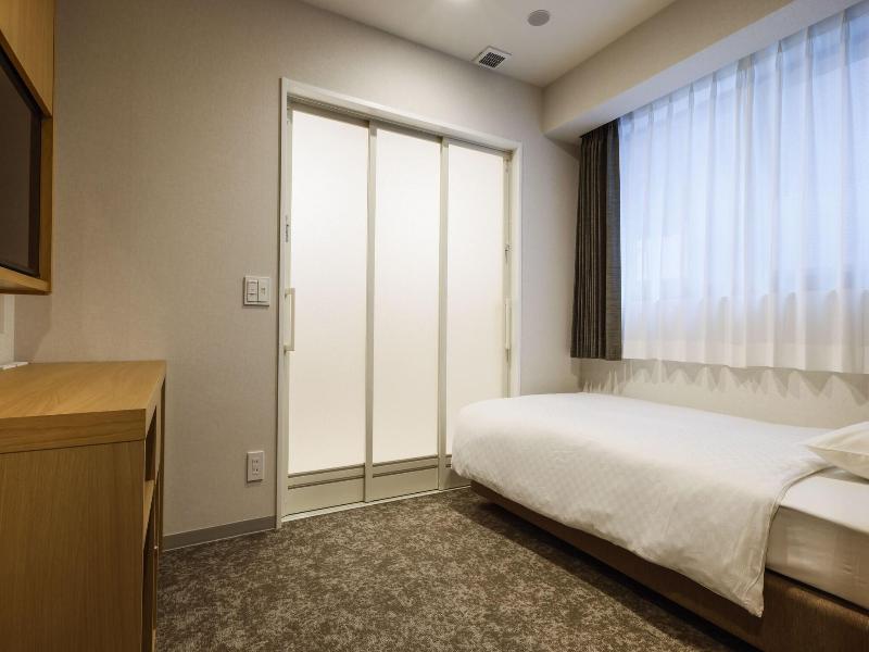 Plum Hotel image