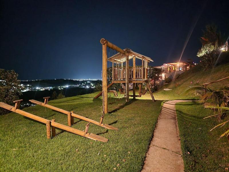 Terraa O image