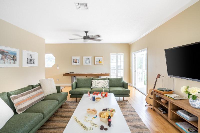 Hourglass By Avantstay Chic Beach Getaway W Pool — photo 4