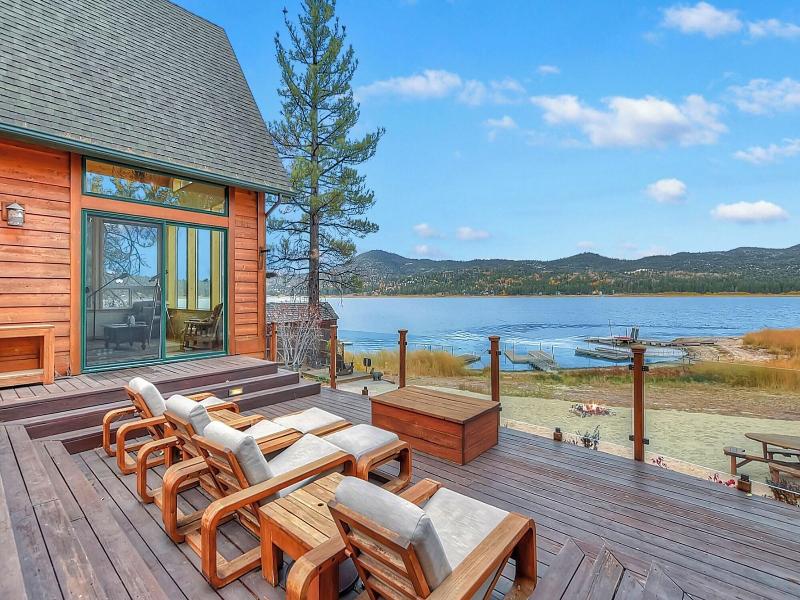Lagunita Shores By Avantstay Beautiful Lakefront M image