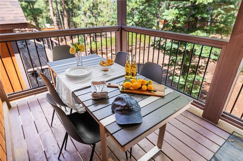 Teddy By Avantstay Majestic Cabin In Big Bear W B image