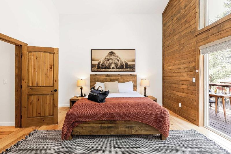 Teddy By Avantstay Majestic Cabin In Big Bear W B image