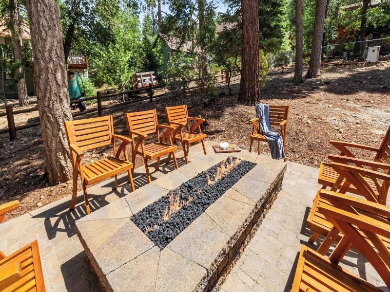 Teddy By Avantstay Majestic Cabin In Big Bear W B image