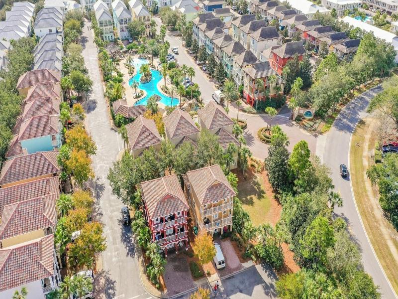 Coral By Avantstay Gorgeous Three Story Home W Tw — photo 38