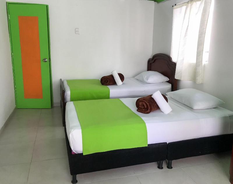 Room With 1 Double Bed And 2 Single Beds Number 8 image