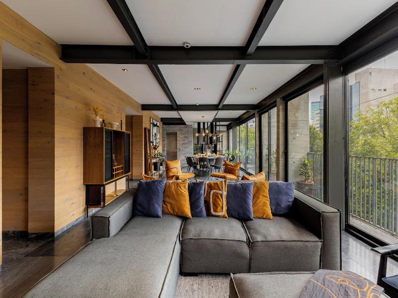 Capitalia Luxury Apartments Moliere image