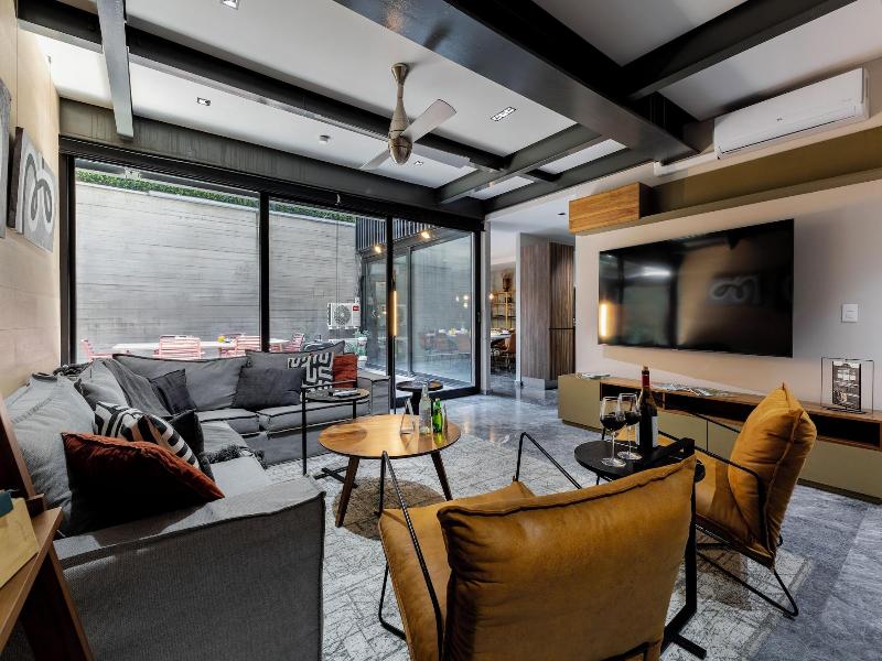 Capitalia Luxury Apartments Moliere image