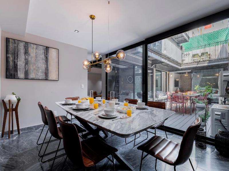 Capitalia Luxury Apartments Moliere image