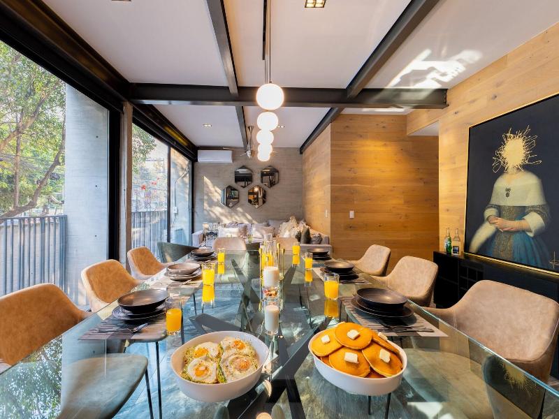 Capitalia Luxury Apartments Moliere image