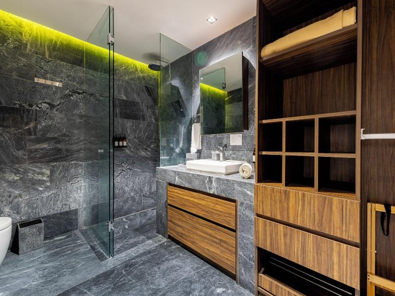 Capitalia Luxury Apartments Moliere image