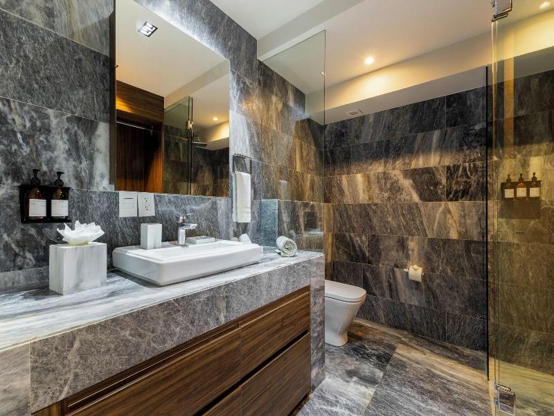 Capitalia Luxury Apartments Moliere image
