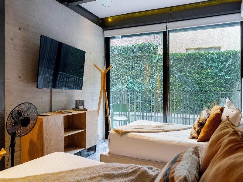 Capitalia Luxury Apartments Moliere image