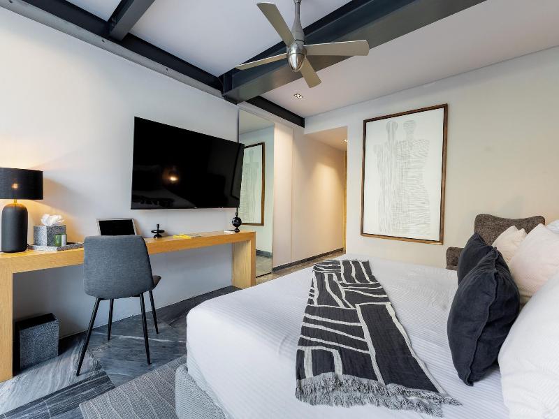 Capitalia Luxury Apartments Moliere image