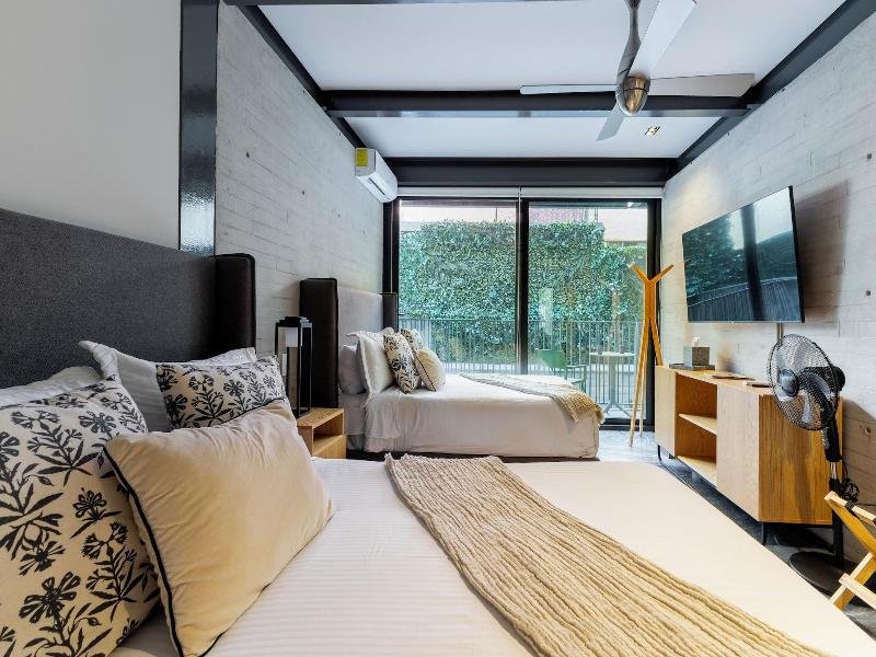 Capitalia Luxury Apartments Moliere image