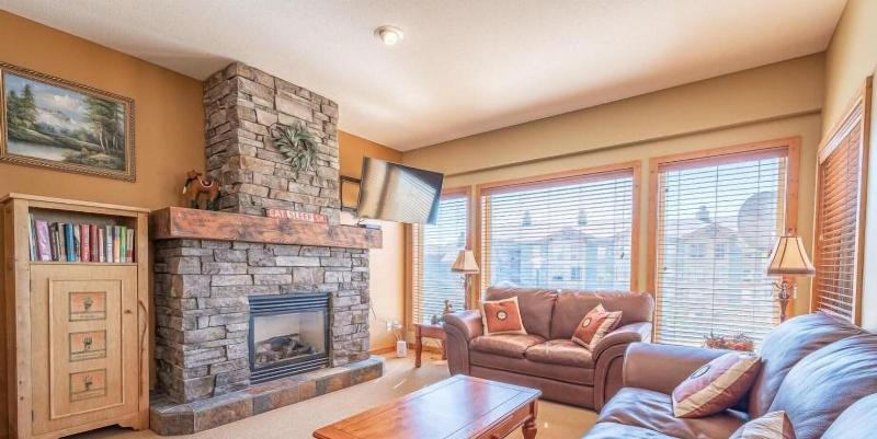 Bear S Paw Chalet Amazing Location Ski In Out