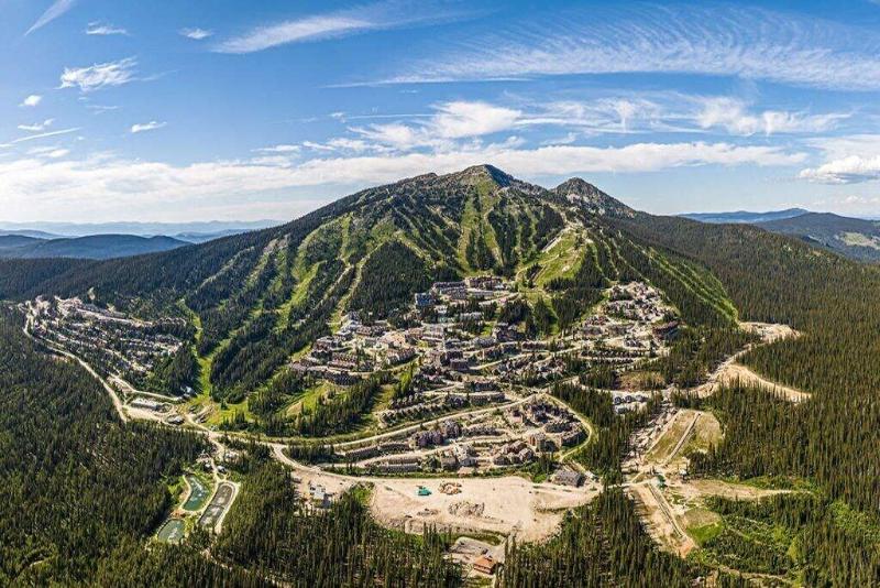 Bear S Paw Chalet Amazing Location Ski In Out
