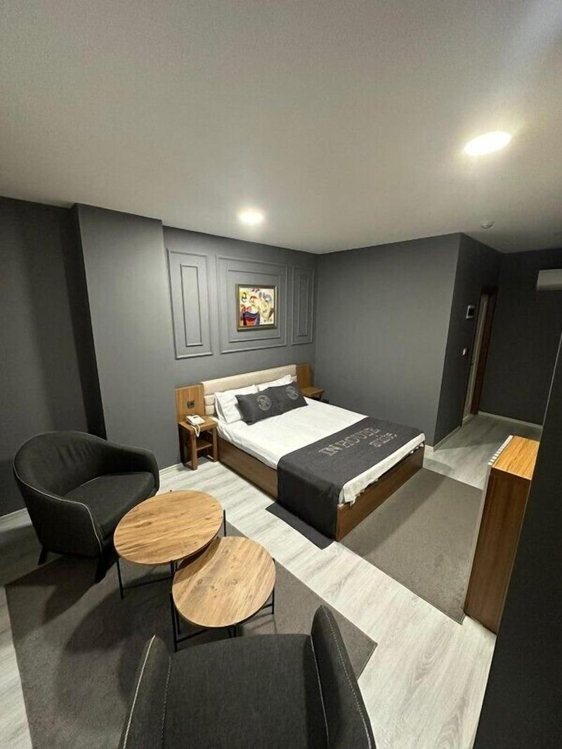 In House Suite 3