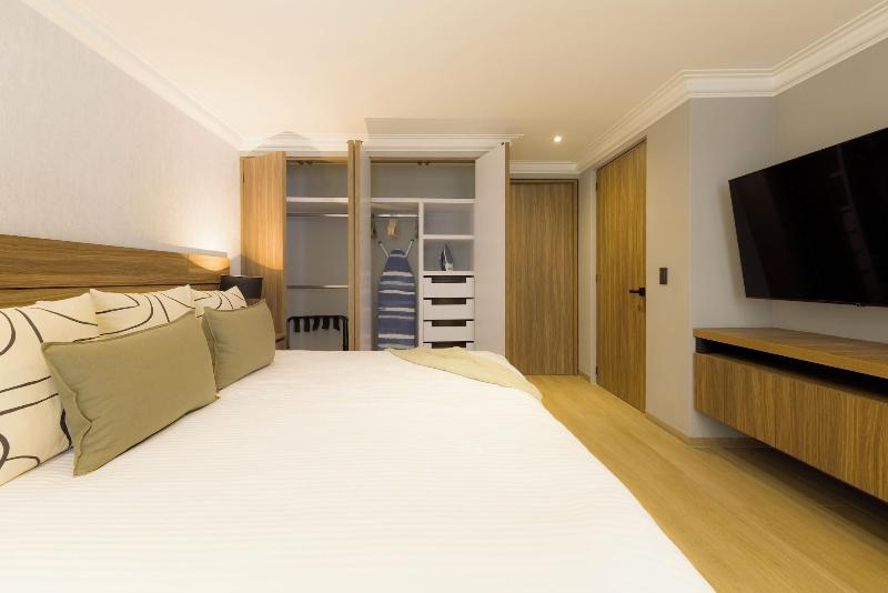 Capitalia Living Apartments J Verne image