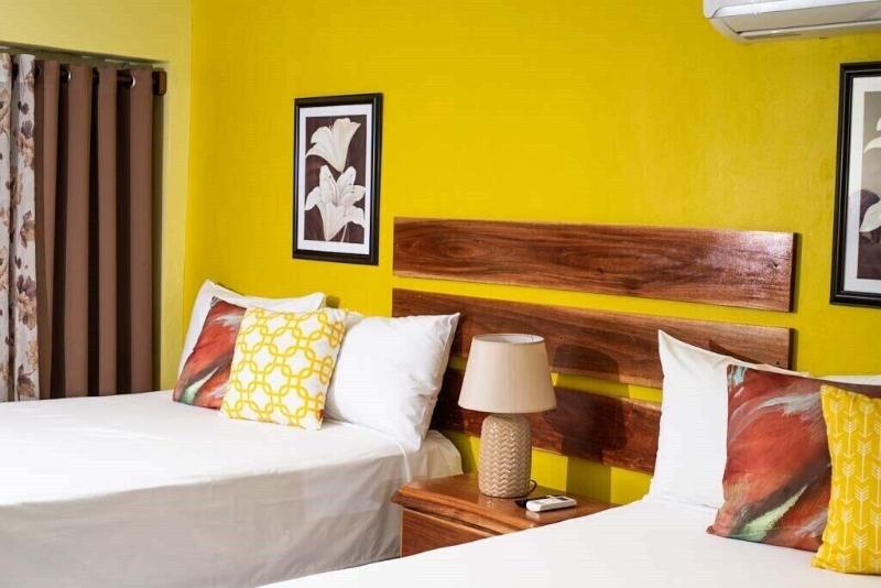 Airport Beach Hotel image