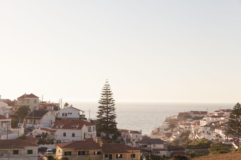 Azenhas Do Mar Valley House image