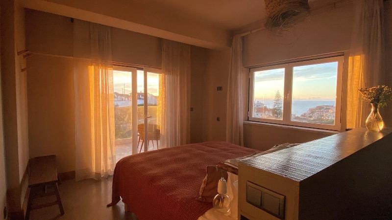 Azenhas Do Mar Valley House image