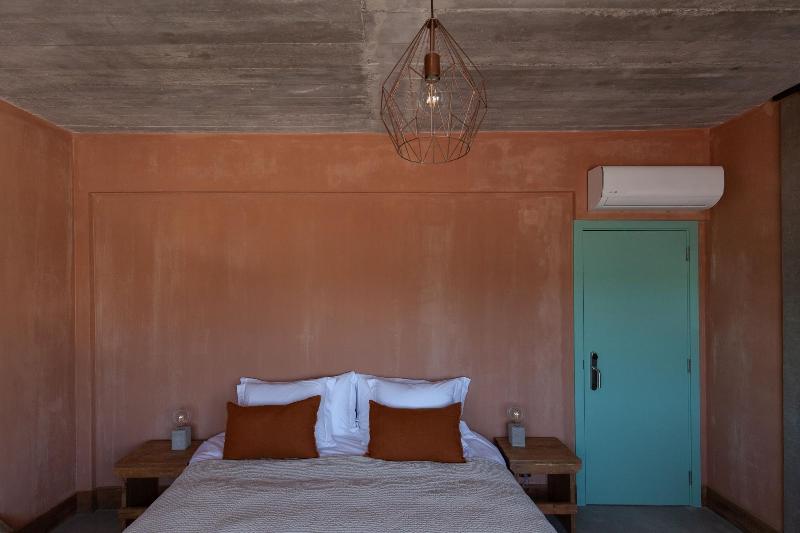Azenhas Do Mar Valley House image