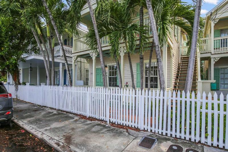 Paradise Place By Avantstay Key West Old Town Cond
