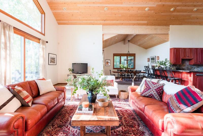 Scarlett By Avantstay Spacious Mountain Home W Go — main photo
