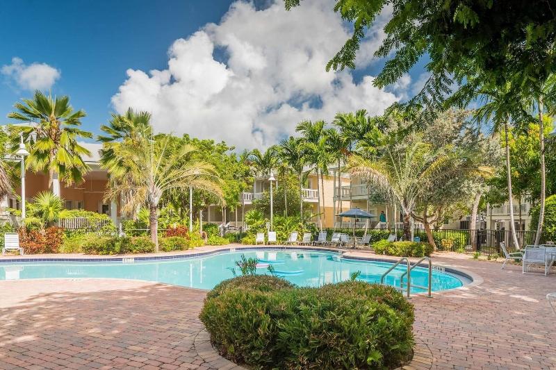 Coral Palm By Avantstay Key West Walkable Gated Co