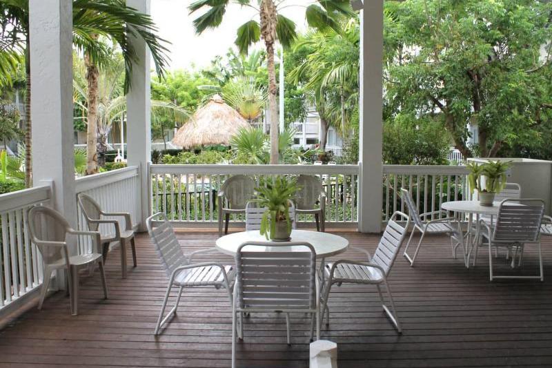 Coral Palm By Avantstay Key West Walkable Gated Co