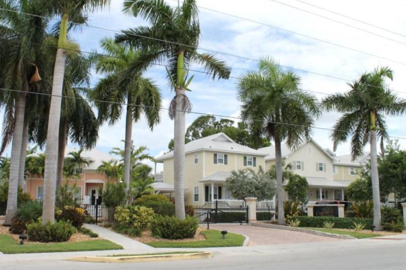 Coral Palm By Avantstay Key West Walkable Gated Co
