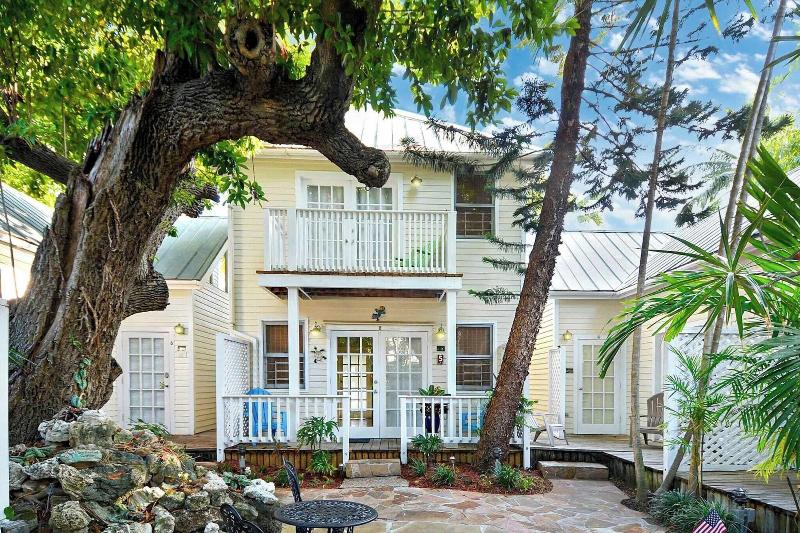 Tranquility By Avantstay Close To Duval St W Bbq — photo 4