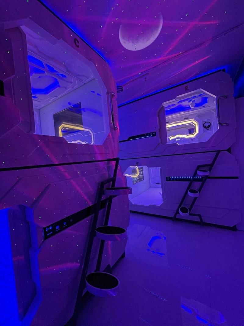 Bmax Spacepods image