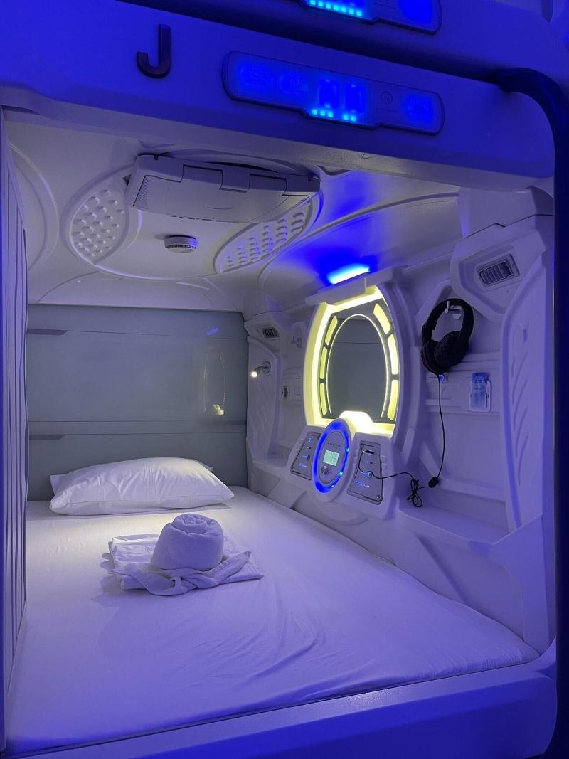 Bmax Spacepods image