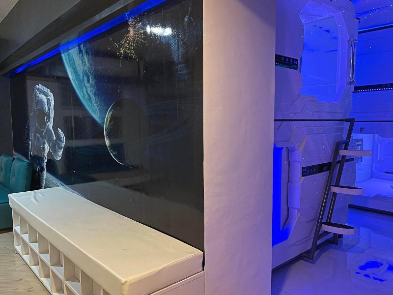 Bmax Spacepods image