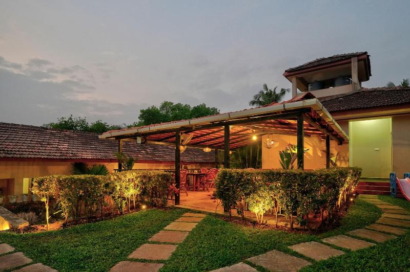 Casa De Royale Boutique Resort image