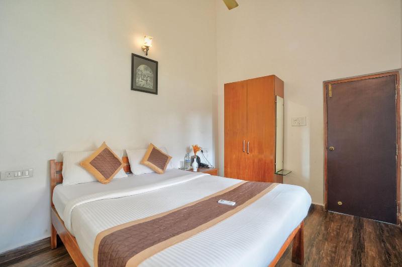 Casa De Royale Boutique Resort image