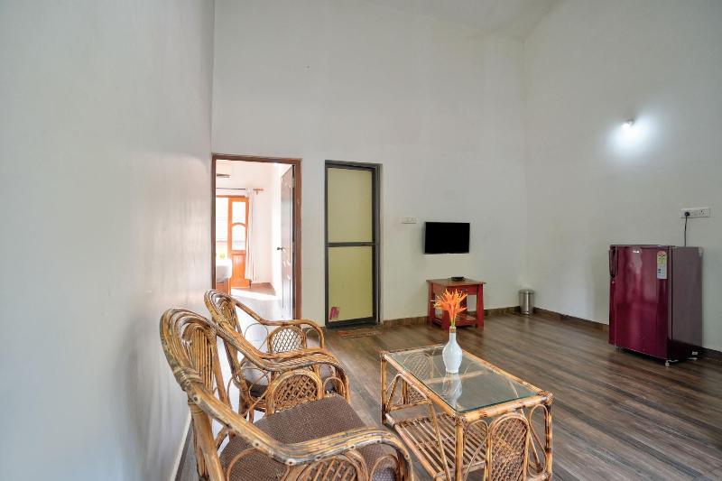Casa De Royale Boutique Resort image