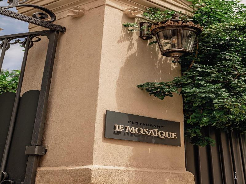 Hotel Le Mosaa Que image